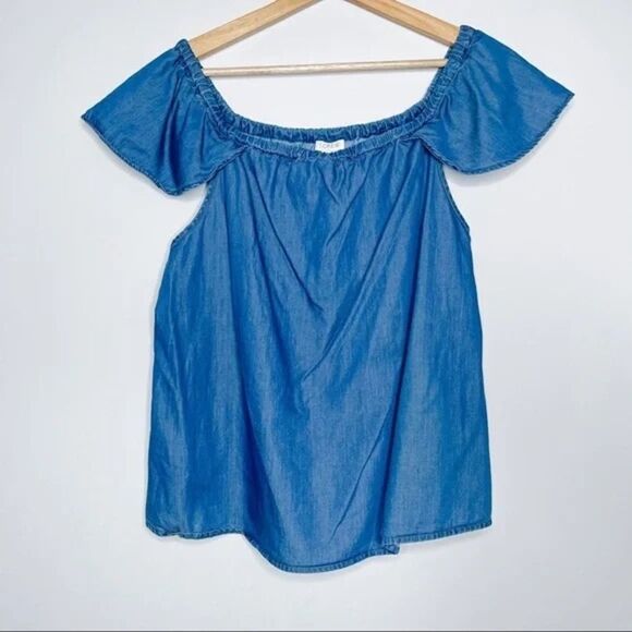 ✨ J. Crew Chambray Off Shoulder Top ✨ - Picture 6 of 8